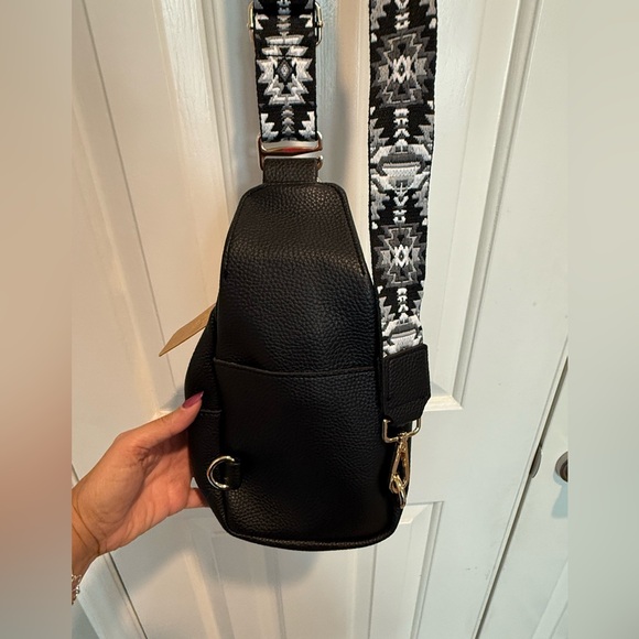 Simply Southern Crossbody bag - Picture 5 of 11